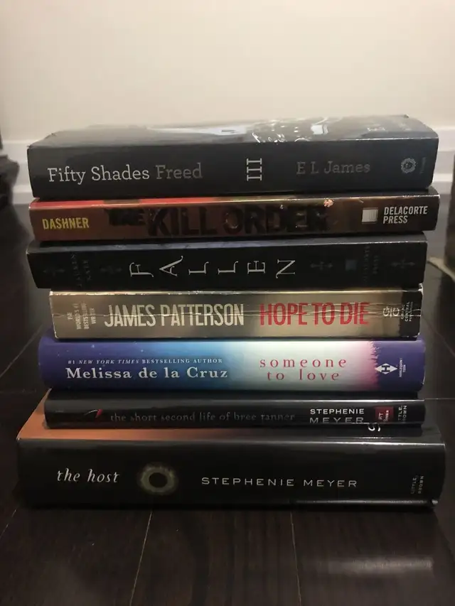 Many young adult/kids books: hunger games, Harry Potter, etc, in Fiction in Mississauga / Peel Region - Image 4