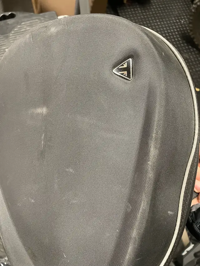 triumph bonneville 25l bags and rails in Motorcycle Parts & Accessories in Oakville / Halton Region - Image 6