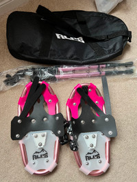 ALPS 16.5" Trekking Snowshoes, Poles and Carrying Tote Bag