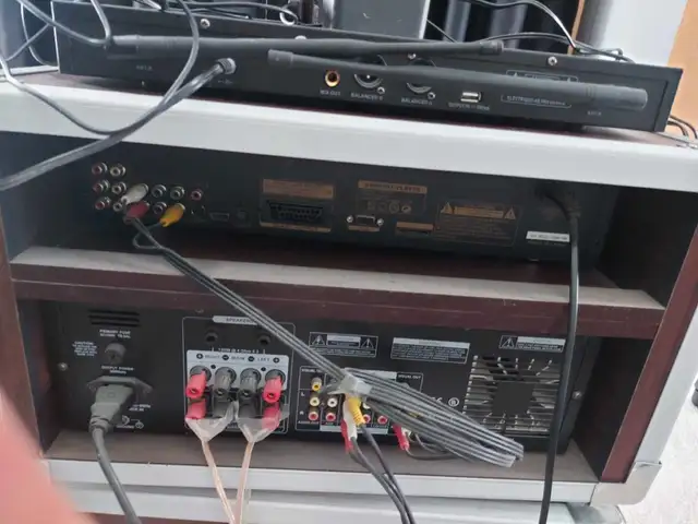 Karaoke machine & components62864364960513124