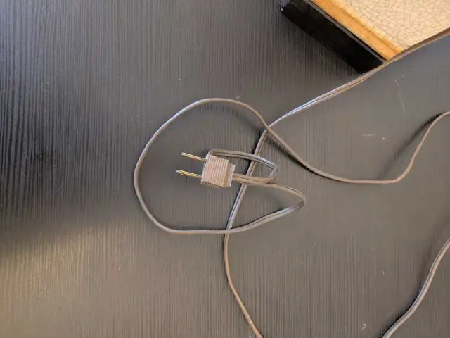 Large MCM table lamp, speckled ceramic floral design in Indoor Lighting & Fans in Ottawa - Image 5