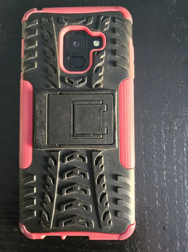 Samsung Galaxy A864252990321922124