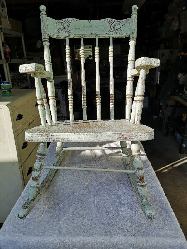 Kids rocking chair in Chairs & Recliners in Renfrew