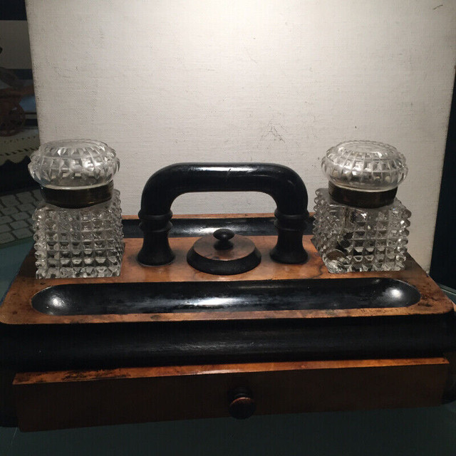 Antique Victorian Wooden Inkwell Stand Desk Tidy Twin Glass Inkw in Arts & Collectibles in Vancouver - Image 3