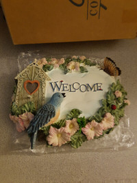 "Welcome" Chirping Bird Plaque Wall Hanging