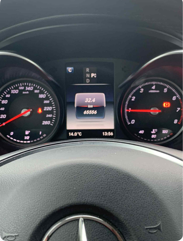 Mercedes Benz C-Class  C-300 4MATIC 2018 dans Autos et camions  à Ville de Québec - Image 3