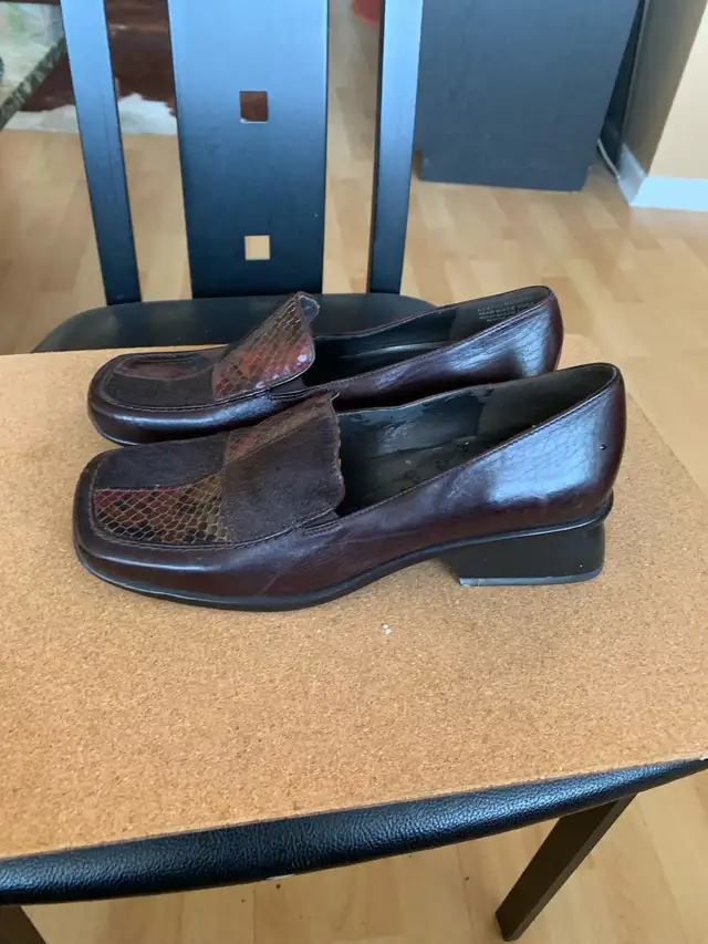 women’s shoes  in Women's - Shoes in City of Toronto - Image 2