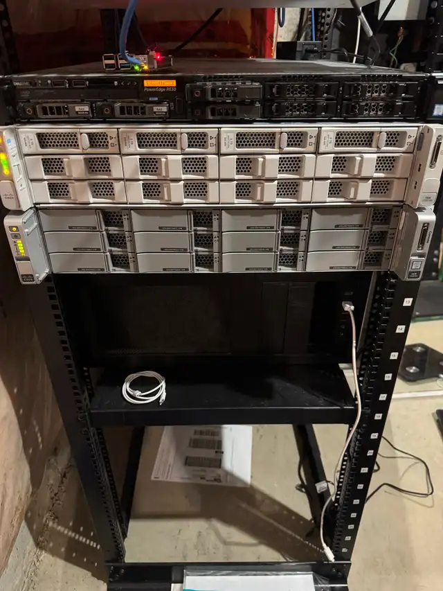 Cisco UCS C240 M4L in Servers in Ottawa - Image 2