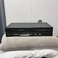 VHS VCR/DVD Combo player Phillips DVP3345VB