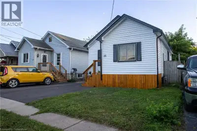 St. Catharines – Modern Living Meets Timeless Charm! Discover this beautifully renovated 1.5-storey...