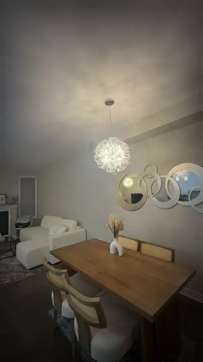 Private room available in a beautiful home featuring your own private washroom and a spacious walk-i...