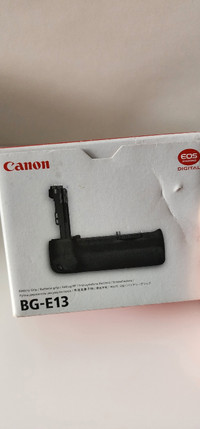 Canon Battery Grip - New BG-E13