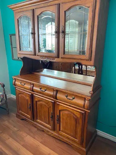 For Sale - Dining room Hutch/display cabinet, View more