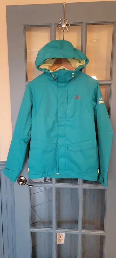 Coque North Face Femme, View more