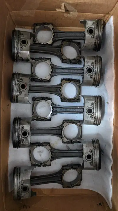 Stock piston and Rod set (8) from running 455 Pontiac motor Stock bore size 4.151 $250 in person onl...
