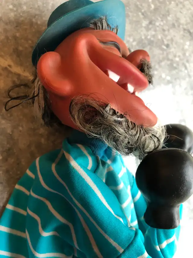 ROJUS Laughing Man Punching Hand Puppet Vintage  in Toys & Games in Kitchener / Waterloo - Image 8