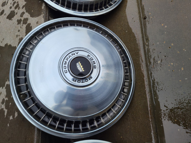 1970s 1980s F100 F150 F250 F350 Hubcap Hub Cap set of 4 in Tires & Rims in Strathcona County - Image 4