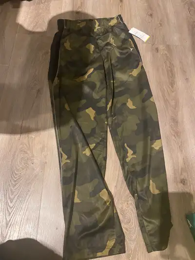 New old navy size 14-16 sport pants , View more