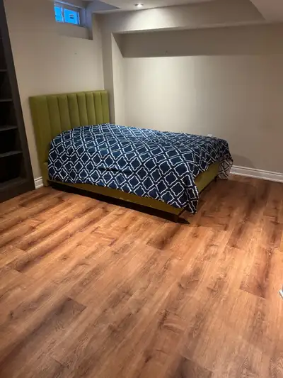 Furnished basement available in Mississauga, 401 & W Churchill