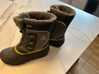 KAMIK Children's Winter Boots - Size 6 - As New