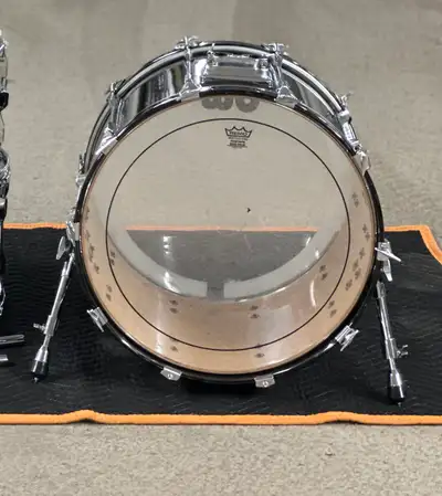 Pearl MLX Bass Drum 22x16, View more