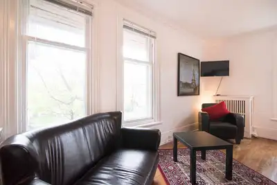 Large bright updated furnished studio on 2nd floor of a 3 story heritage building in Sandy Hill, rec...