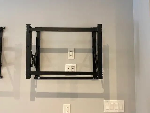 Super Slim Video Wall TV Mount Bracket For 55 To 60 Inch Display in Video & TV Accessories in City of Toronto - Image 6