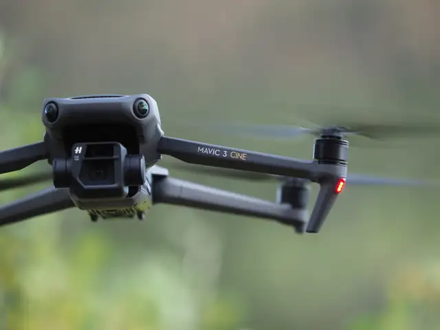 ✳︎DJI Mavic 3 Cine  Premium combo with RC Pro and fly more kit✳︎ in Cameras & Camcorders in Whitehorse - Image 2