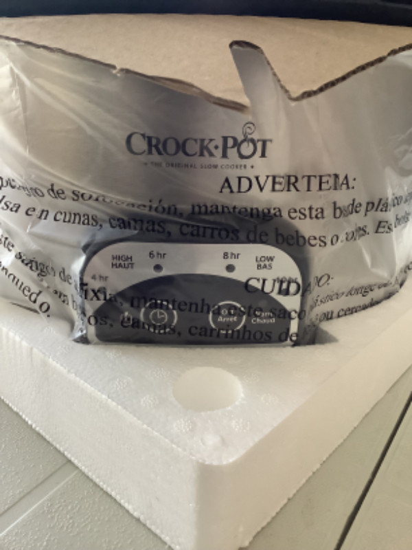 Crock-Pot Smart-Pot 4 Quart - Oval - New in Microwaves & Cookers in Regina - Image 4