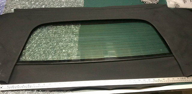 Honda S2000 Rear Glass Window in Auto Body Parts in Markham / York Region