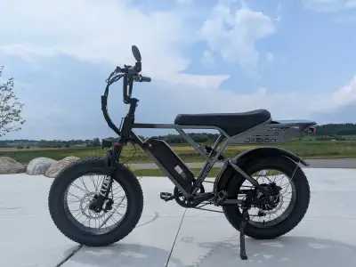 JASION RETROVOLT 20" FAT TIRE E-BIKE WITH UPGRADES & 2 BATTERIES, View more