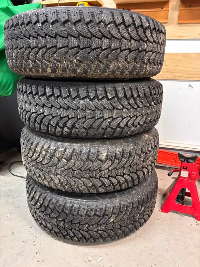 195/65/15 winter tires and rims in Tires & Rims in Bedford - Image 2
