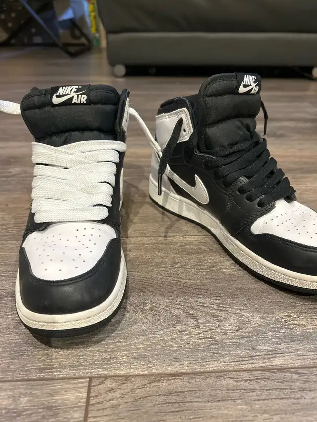 Jordan 1 high 1985 retro black and white in Men's Shoes in Calgary - Image 2