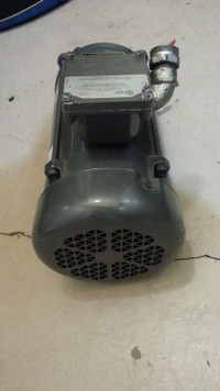2HP ELECTRIC MOTOR FOR HAZARDOUS LOCATIONS LIKE NEW!
