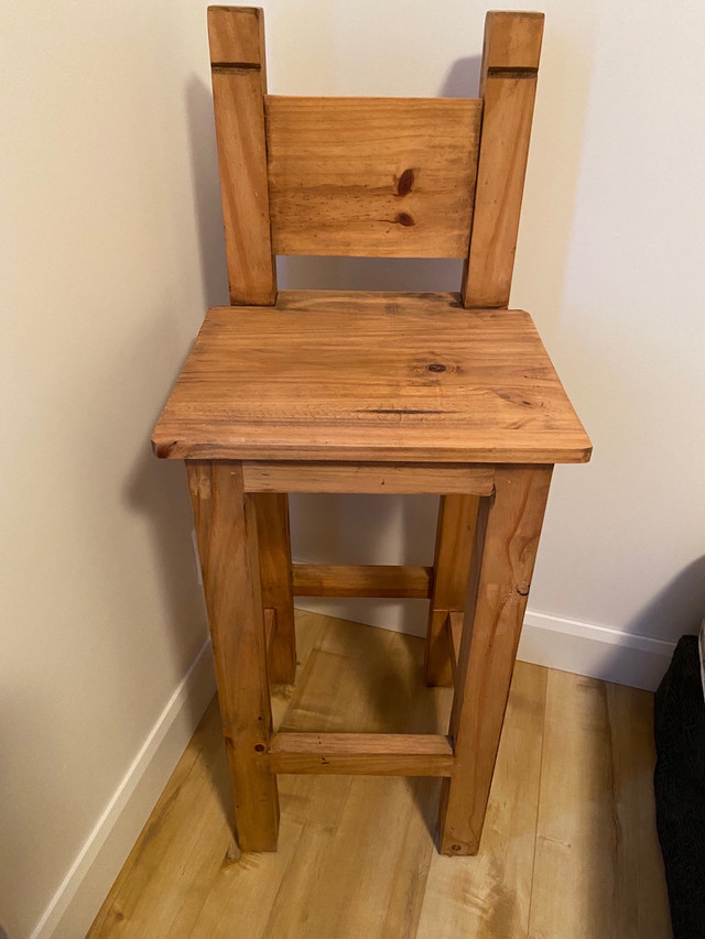 Chaise-banc de bar ou îlot  dans Mobilier de salle à manger et cuisine  à Ville de Québec