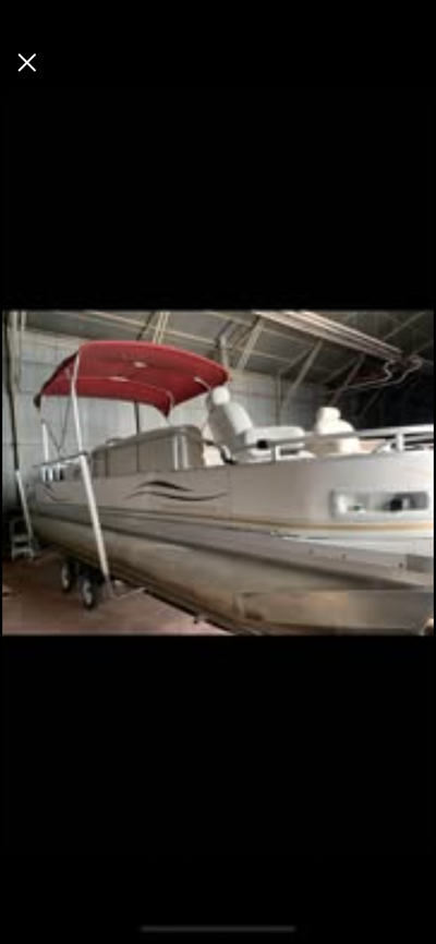 2010 Avalon Wind jammer 24 2010 24 foot Avalon pontoon boat for sale -115 Hp Mercury - Bimini top ....