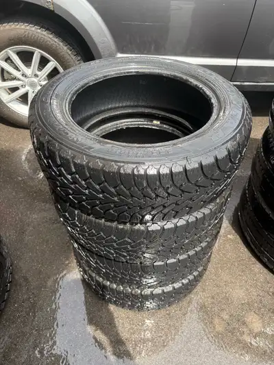 Set of 4 in excellent condition Quick pick up preferred stittsville