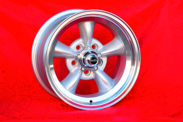 wheels Ford AR 7x15 8x15 PCD 5x114.3 Mustang, Falcon, silver in Auto Body Parts in City of Toronto - Image 2