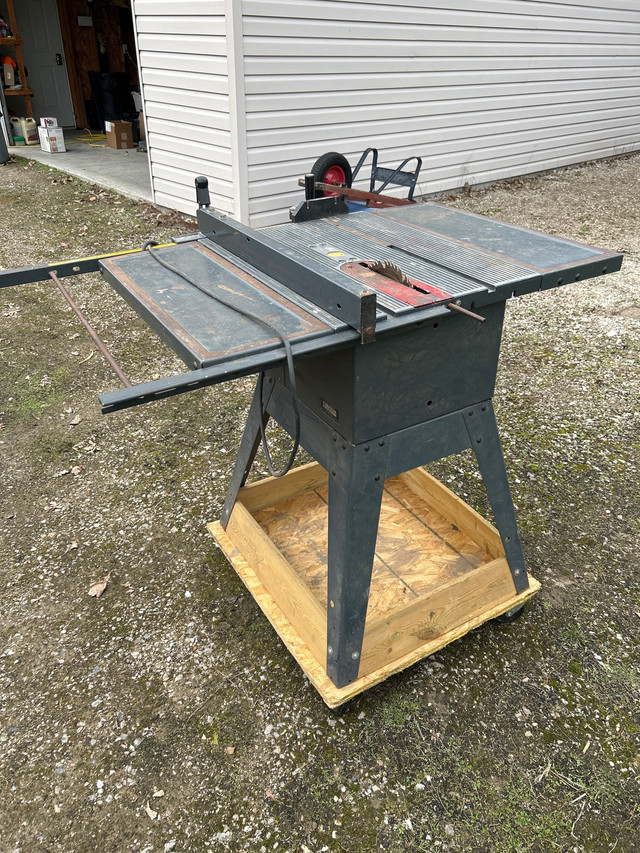 Sears Craftsman 10” deluxe table saw  in Outdoor Tools & Storage in Ottawa - Image 4