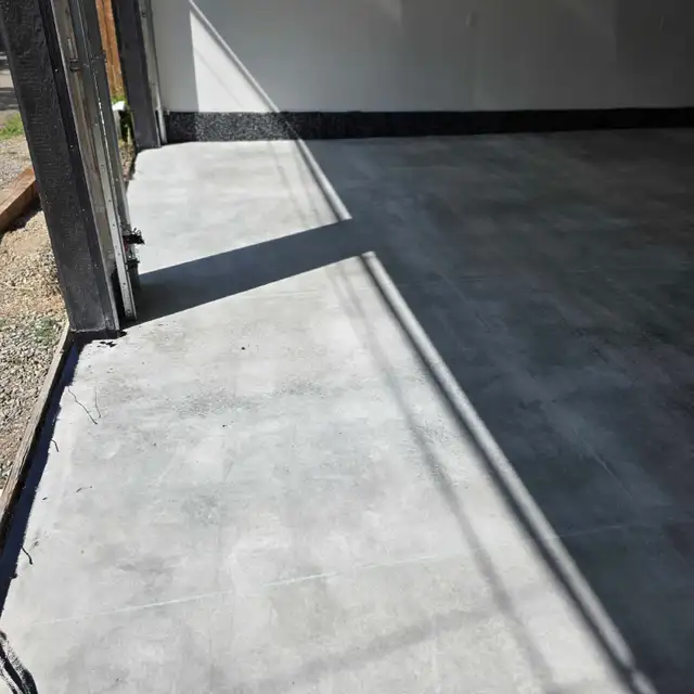 Epoxy floor488163359630960644