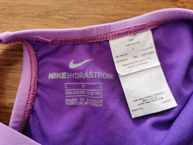Nike Hydrastrong swimsuit / maillot de bain dans Enfants et jeunesse  à Longueuil/Rive Sud - Image 3