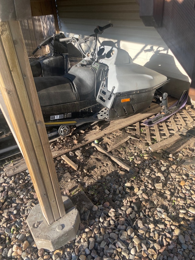 Old snowmobiles Snowmobiles Lloydminster Kijiji