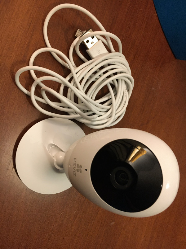 EZVIZ Indoor WiFi Security Camera in Cameras & Camcorders in Ottawa - Image 2