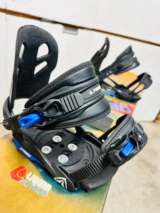Liquid snowboard 136 cm with Firefly bindings in Snowboard in Markham / York Region - Image 5