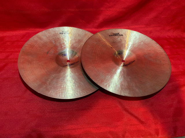 13" ISTANBUL JAZZ HI HAT CYMBALS LIGHT 788/954 GRAMS in Drums & Percussion in Winnipeg - Image 2