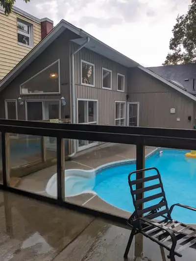 2 bdrm off-season rental downtown Southampton, 2 blocks to beach