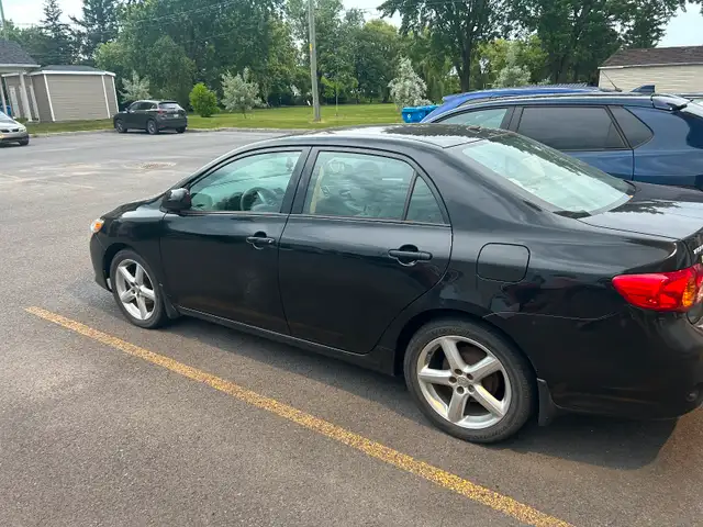 Toyota Corolla 65000km automatic AC62865708620161124