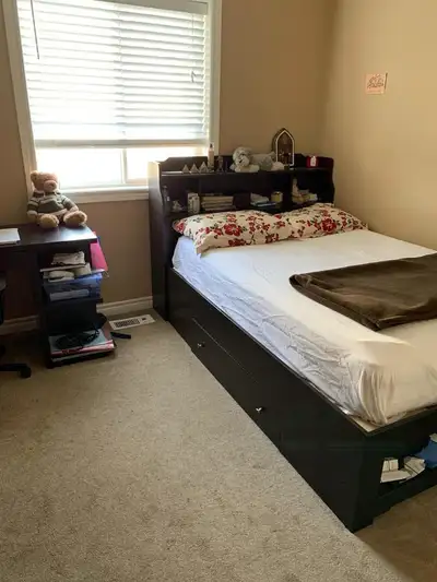 Guelph Rent - Females Only