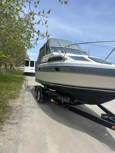 Running condicion! $6000 with trailer Will trade for see doo