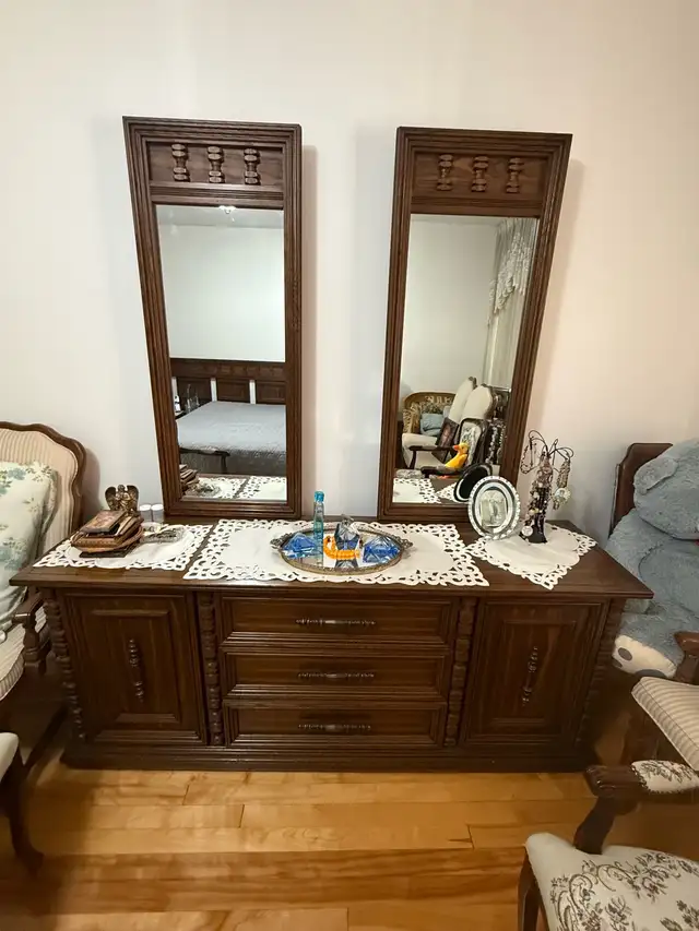 furniture estate sale in Multi-item in Laval / North Shore - Image 7